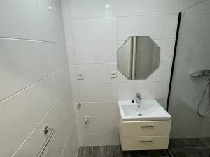 Pronájem bytu 2+1, Teplice, Buzulucká, 52 m2