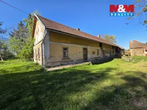 Prodej zemědělské usedlosti, Bečváry - Horní Jelčany, 90 m2