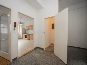 Pronájem bytu 1+1, Praha - Vršovice, Volyňská, 49 m2