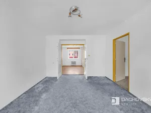 Prodej bytu 2+1, Pardubice, Teplého, 53 m2