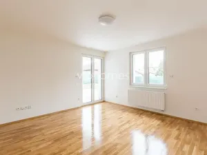 Pronájem vily, Praha, Ke smrčině, 260 m2