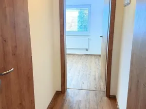 Pronájem bytu 2+kk, Brno - Ivanovice, Hřebíčková, 33 m2