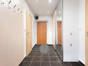 Pronájem bytu 3+kk, Praha - Troja, Na Šutce, 68 m2
