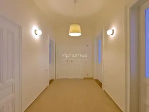 Pronájem bytu 3+kk, Praha - Vinohrady, náměstí Jiřího z Poděbrad, 93 m2
