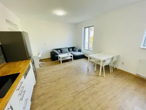 Pronájem bytu 2+kk, Jihlava, Farní, 42 m2