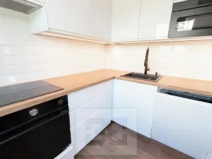 Pronájem bytu 3+kk, Praha - Kobylisy, Paláskova, 59 m2