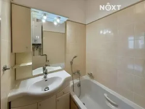Pronájem bytu 2+1, Olomouc, Zamykalova, 50 m2