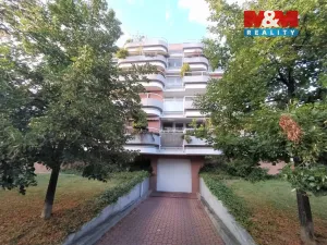 Pronájem bytu 2+kk, Praha, U kříže, 66 m2