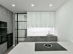 Pronájem bytu 3+kk, Praha - Vinohrady, náměstí Jiřího z Poděbrad, 92 m2