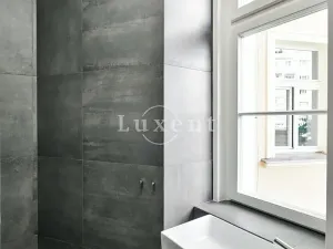 Pronájem bytu 3+kk, Praha - Vinohrady, náměstí Jiřího z Poděbrad, 92 m2