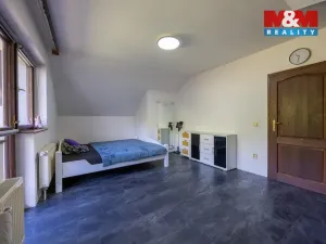 Prodej rodinného domu, Korozluky, 200 m2