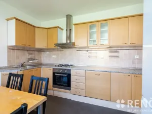 Pronájem bytu 3+1, Brno, Šeříková, 86 m2