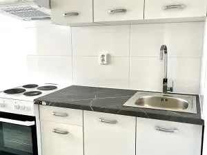 Pronájem bytu 2+1, Praha - Bohnice, Feřtekova, 66 m2