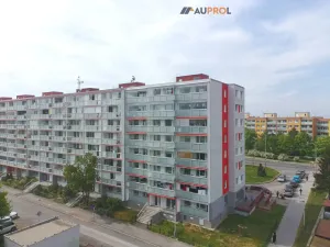 Prodej bytu 3+1, Praha - Horní Měcholupy, Milánská, 89 m2