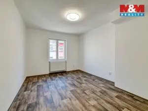 Pronájem bytu 4+1, Cheb, Májová, 121 m2