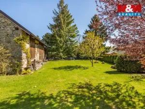 Prodej rodinného domu, Struhařov - Bořeňovice, 343 m2
