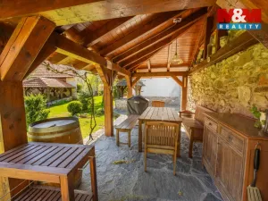 Prodej rodinného domu, Struhařov - Bořeňovice, 343 m2
