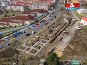Prodej bytu 3+kk, Ostrov, Hlavní třída, 120 m2