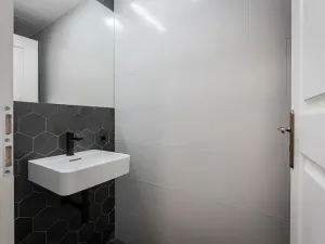 Pronájem obchodního prostoru, Praha - Malá Strana, Vlašská, 98 m2