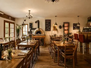 Prodej ubytování, Číměř, 650 m2