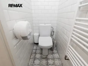 Pronájem obchodního prostoru, Praha - Žižkov, Husitská, 120 m2