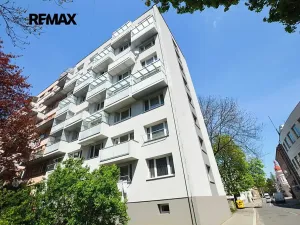 Prodej bytu 2+1, Frýdek-Místek, Politických obětí, 55 m2