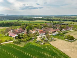 Prodej zemědělské usedlosti, Loket, 80 m2