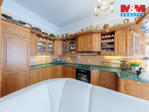 Prodej bytu 3+1, Karlovy Vary, Moskevská, 72 m2