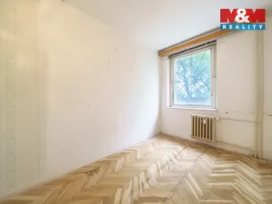 Prodej bytu 3+1, Karlovy Vary - Stará Role, Fibichova, 66 m2