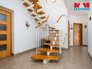 Prodej rodinného domu, Přerov nad Labem, 236 m2