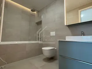 Pronájem bytu 2+kk, Praha - Holešovice, Jankovcova, 69 m2