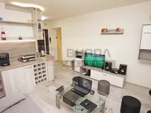 Prodej bytu 2+kk, Neratovice, 30 m2