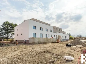 Prodej bytu 1+kk, Praha - Satalice, Za Novákovou zahradou, 34 m2