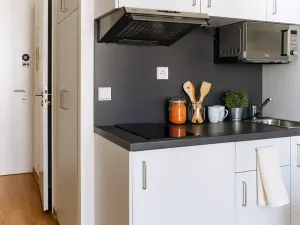 Pronájem bytu 1+kk, Praha - Holešovice, Na zátorách, 15 m2
