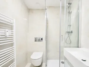 Prodej bytu 1+kk, Praha - Holešovice, Na Maninách, 28 m2