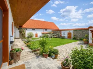 Prodej ubytování, Sedlečko u Soběslavě, 926 m2