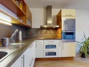 Prodej bytu 3+kk, České Budějovice, Skuherského, 76 m2