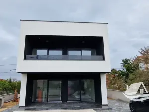 Prodej rodinného domu, Privlaka, Chorvatsko, 175 m2