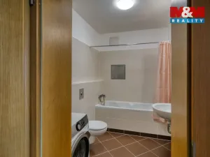 Prodej bytu 2+kk, Praha, Sazovická, 52 m2