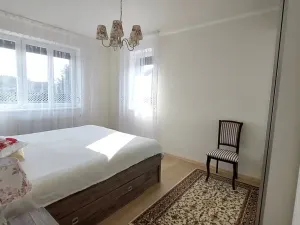 Prodej vily, Svárov, 326 m2