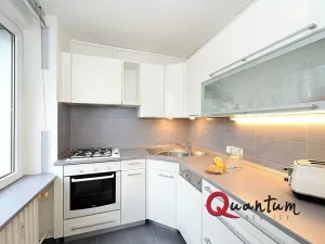 Pronájem bytu 2+1, Praha - Prosek, Jablonecká, 55 m2