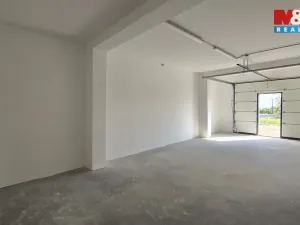 Pronájem skladu, Újezdec, 230 m2