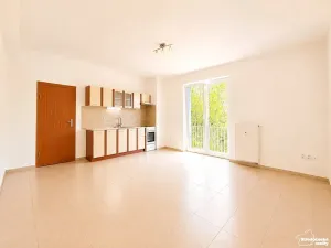 Pronájem bytu 1+kk, Praha - Újezd nad Lesy, Staroújezdská, 43 m2