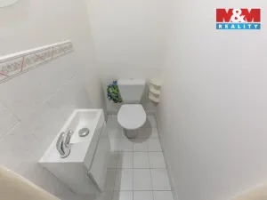 Prodej rodinného domu, Hrdlořezy, 229 m2