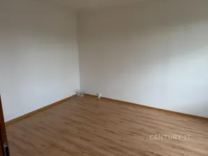 Pronájem bytu 2+kk, Bílina, Sídliště Za Chlumem, 35 m2