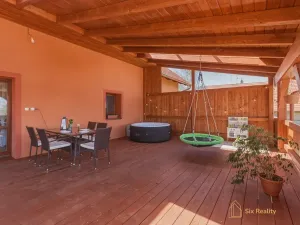 Prodej rodinného domu, Zavidov, 261 m2