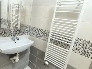 Pronájem bytu 2+1, Chabařovice, 50 m2