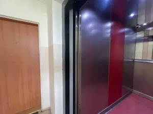 Pronájem bytu 2+kk, Praha - Kobylisy, Kyselova, 44 m2