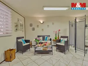Pronájem obchodního prostoru, Čáslav - Čáslav-Staré Město, nám. Jana Žižky z Trocnova, 120 m2