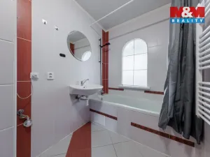 Pronájem bytu 2+1, Jenišov, 62 m2
